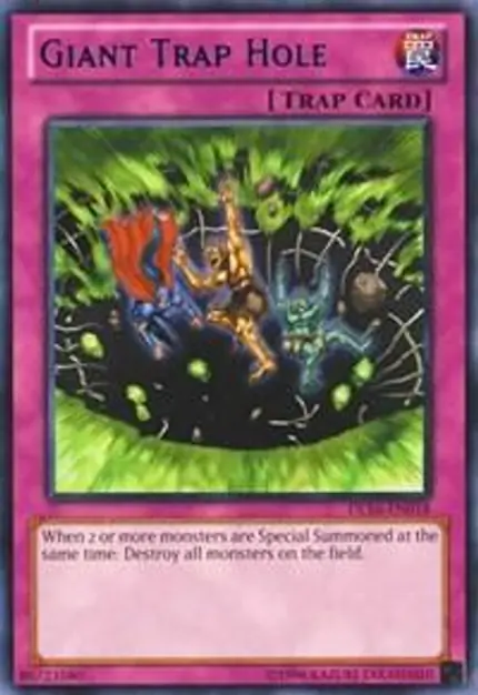 Giant Trap Hole (Blue)